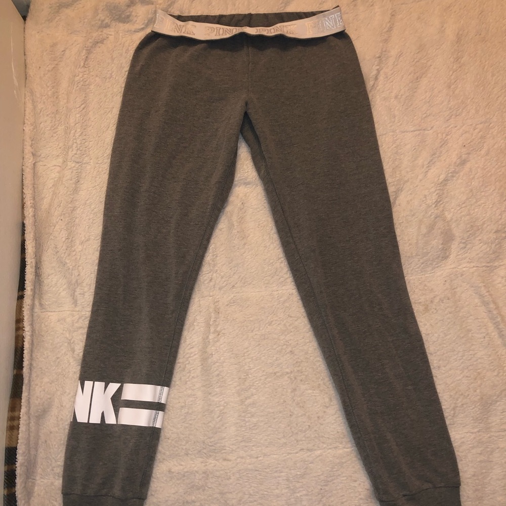 Dark Grey VS Pink Leggings